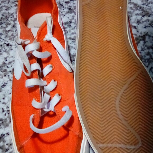 Nike Legacy Sneakers - Picture 5 of 8